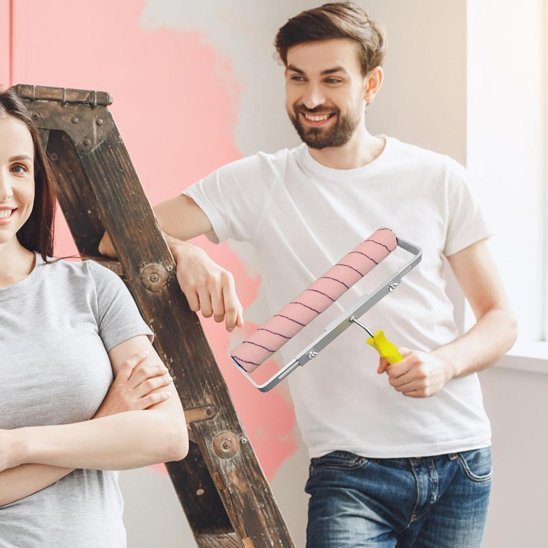 Rouleau peinture bricolage couple - outil peinture mur intérieur