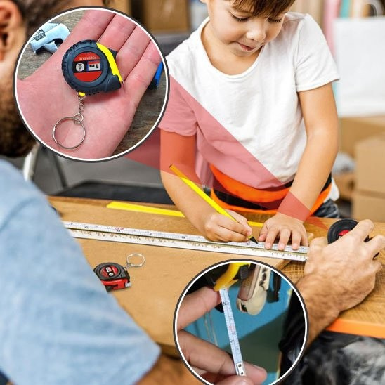 Père et enfant mesurant une planche avec un mètre-ruban miniature porte-clés 1m – usage familial