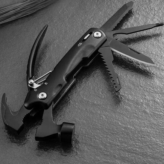 Marteau multifonction 12 en 1 déplié montrant tous les outils disponibles