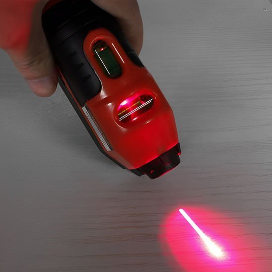 Niveau laser rouge avec bulle intégrée - vue détaillée produit