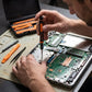 Réparation d'ordinateur portable avec kit tournevis de précision multifonctions
