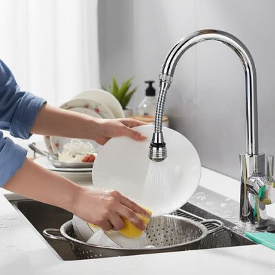 Embout robinet cuisine anti-éclaboussures pour rincer la vaisselle