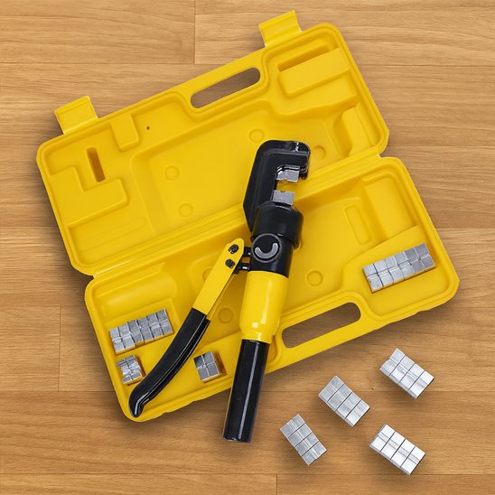 Pince a sertir coffret complet avec matrices incluses