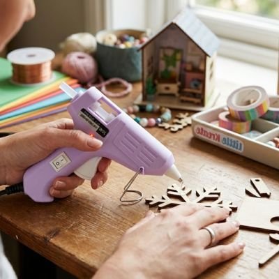 Pistolet à colle thermofusible violet – Bricolage JP